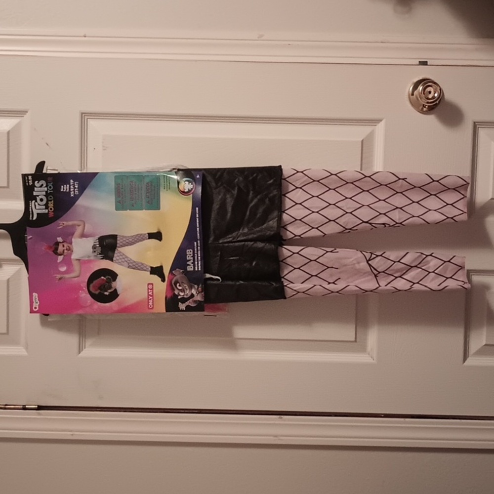 NWT DREAMWORKS TROLLS WORLD TOUR BARB DELUXE CHILD COSTUME